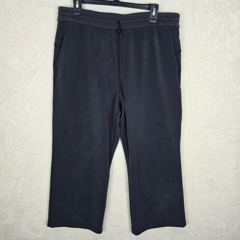 Lululemon Softstreme High-Rise Straight leg Crop Pants Black Size 14 LW6BZXS